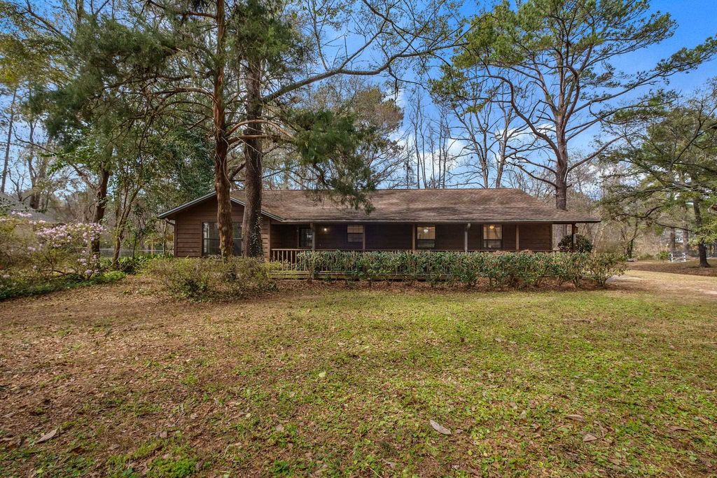 Photo of 3228 LORD MURPHY Trail, Tallahassee, FL 32309 (MLS # 396724)