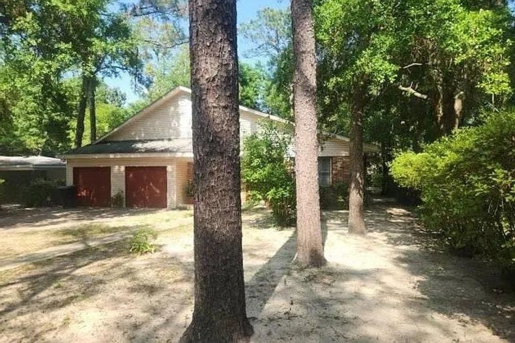 Photo of 3818 N 12th Avenue, Other Florida, FL 32503 (MLS # 400086)