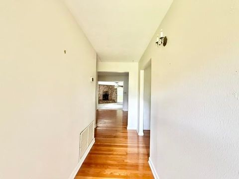 Tiny photo for 2538 W Tharpe Street, Tallahassee, FL 32303 (MLS # 401857)