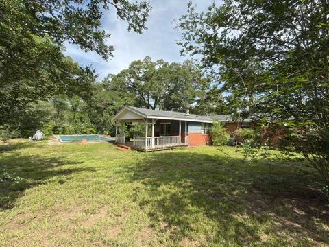 Tiny photo for 2538 W Tharpe Street, Tallahassee, FL 32303 (MLS # 401857)
