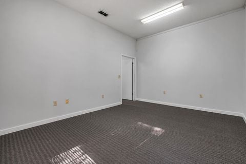 Tiny photo for 231 LAFAYETTE Circle, Tallahassee, FL 32303 (MLS # 395517)
