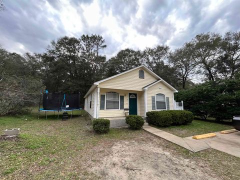 Tiny photo for 4748 Hibiscus Avenue, Tallahassee, FL 32305 (MLS # 389211)
