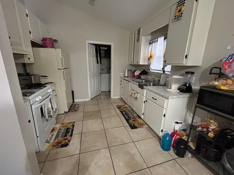 Tiny photo for 4748 Hibiscus Avenue, Tallahassee, FL 32305 (MLS # 389211)