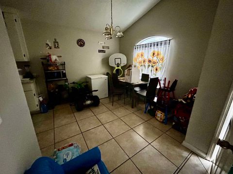 Tiny photo for 4748 Hibiscus Avenue, Tallahassee, FL 32305 (MLS # 389211)