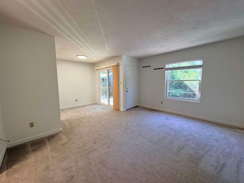 Tiny photo for 1530 Live Oak Drive #C4, Tallahassee, FL 32301 (MLS # 399096)