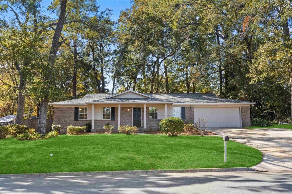 Photo of 1449 Oldfield Drive, Tallahassee, FL 32308 (MLS # 393136)