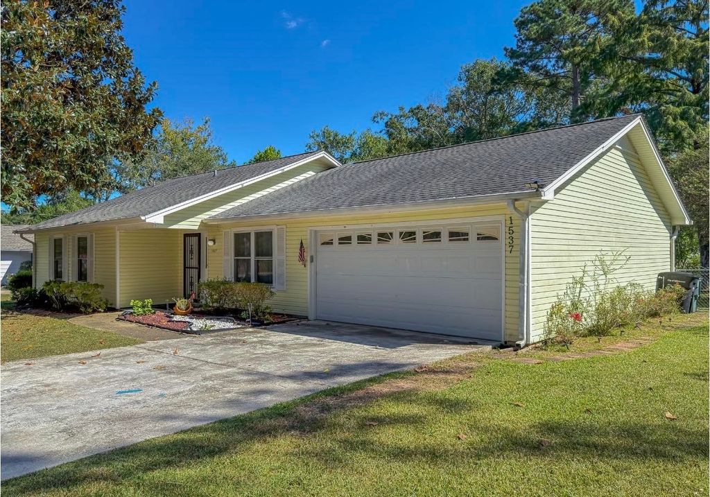 Photo of 1537 GOODWOOD Drive, Tallahassee, FL 32308 (MLS # 392350)