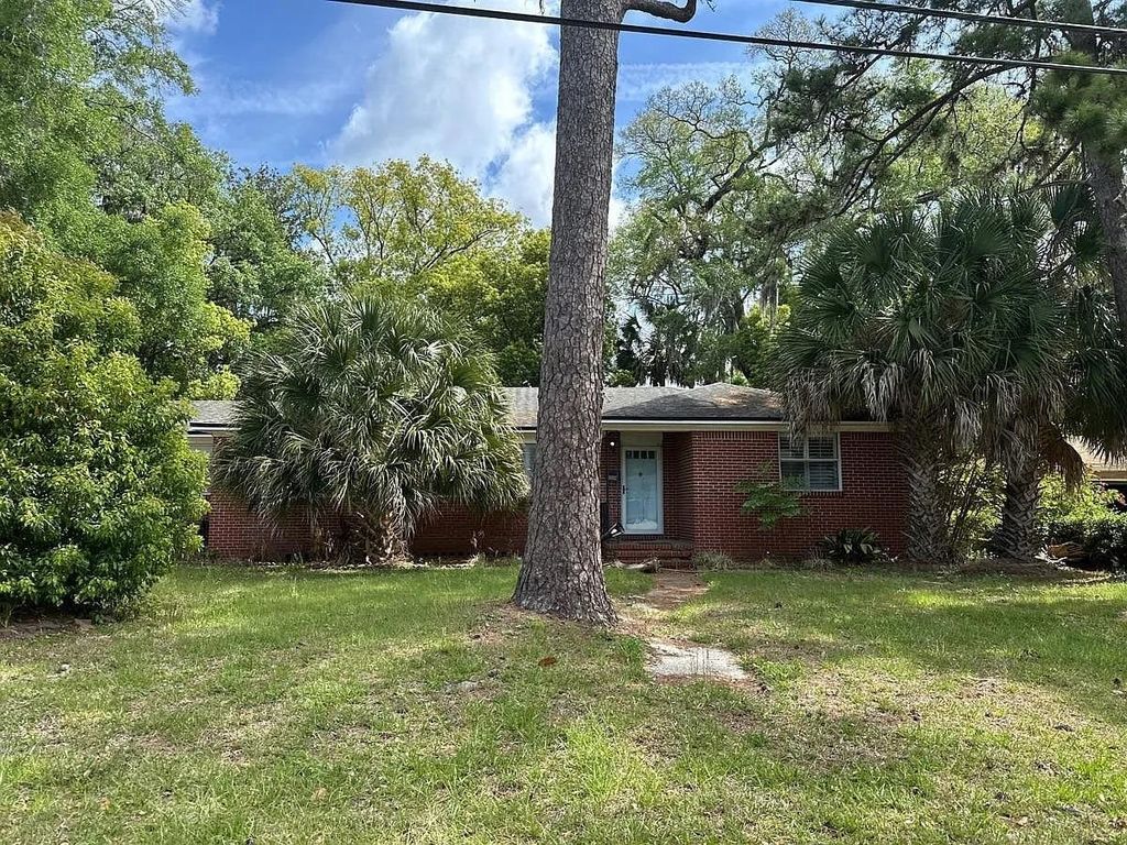 Photo of 1353 Live Oak Lane, Jacksonville, FL 32207 (MLS # 398942)