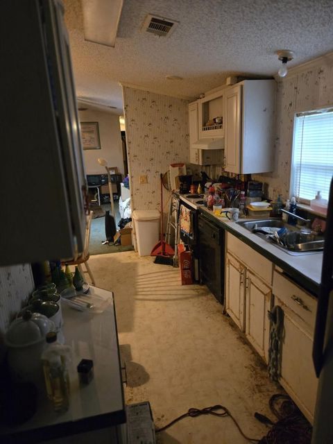 Tiny photo for 2633 Oscar Harvey Road, Tallahassee, FL 32310 (MLS # 399790)