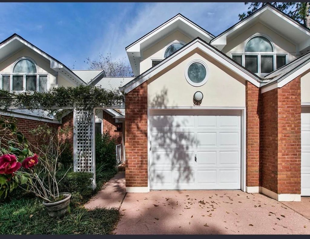 Photo of 842 Santa Rosa Drive, Tallahassee, FL 32301 (MLS # 398527)
