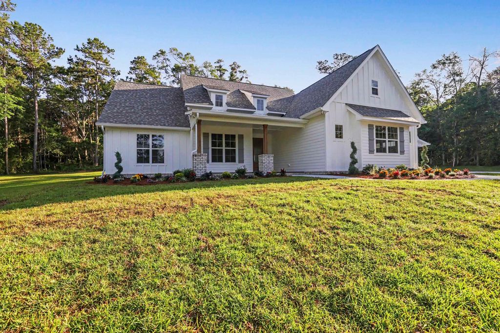 Photo of 116 Bannerman Road, Tallahassee, FL 32312 (MLS # 400913)