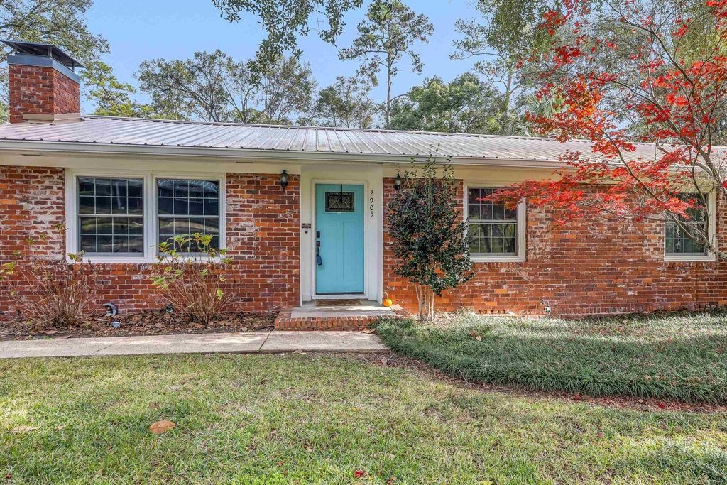 Photo of 2905 Lasswade Drive, Tallahassee, FL 32312 (MLS # 394288)