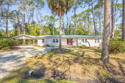 253 Prado Street Apalachicola FL 32320