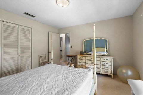 Tiny photo for 324 NE Fraleigh Drive Drive, Madison, FL 32340 (MLS # 399177)
