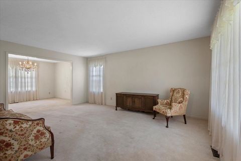 Tiny photo for 324 NE Fraleigh Drive Drive, Madison, FL 32340 (MLS # 399177)