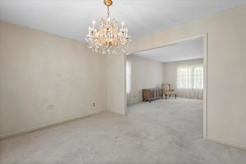 Tiny photo for 324 NE Fraleigh Drive Drive, Madison, FL 32340 (MLS # 399177)