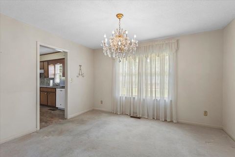 Tiny photo for 324 NE Fraleigh Drive Drive, Madison, FL 32340 (MLS # 399177)