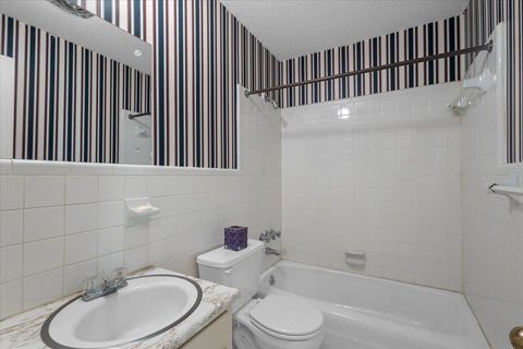 Tiny photo for 324 NE Fraleigh Drive Drive, Madison, FL 32340 (MLS # 399177)