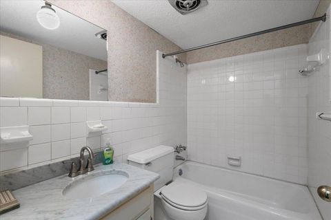 Tiny photo for 324 NE Fraleigh Drive Drive, Madison, FL 32340 (MLS # 399177)