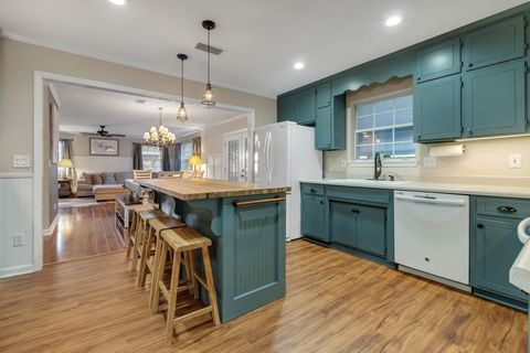 Tiny photo for 751 Violet Street, Tallahassee, FL 32308 (MLS # 394753)