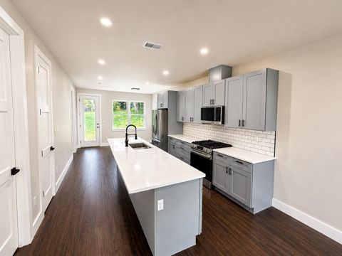 Tiny photo for 530 W 4th Avenue, Tallahassee, FL 32303 (MLS # 402429)