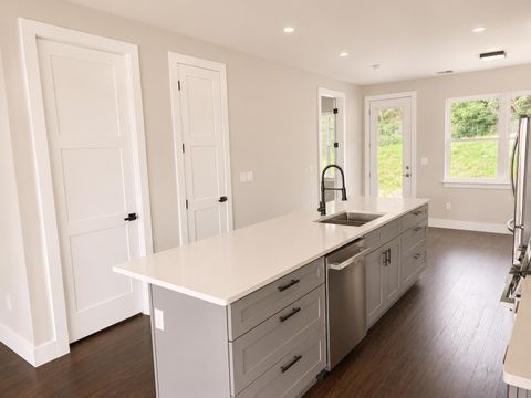 Tiny photo for 530 W 4th Avenue, Tallahassee, FL 32303 (MLS # 402429)