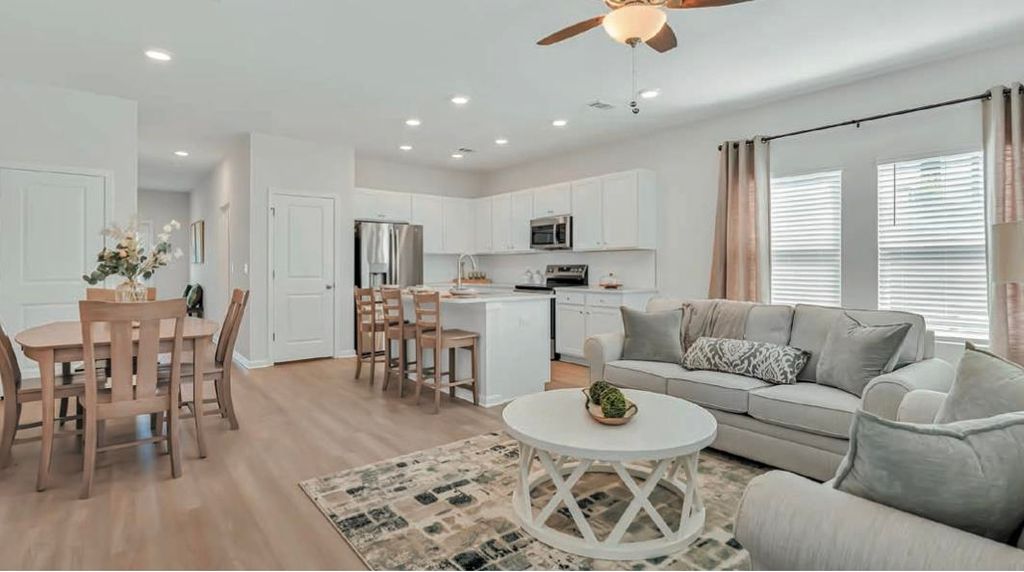 Photo of 4059 Four Oaks Boulevard, Tallahassee, FL 32311 (MLS # 391312)