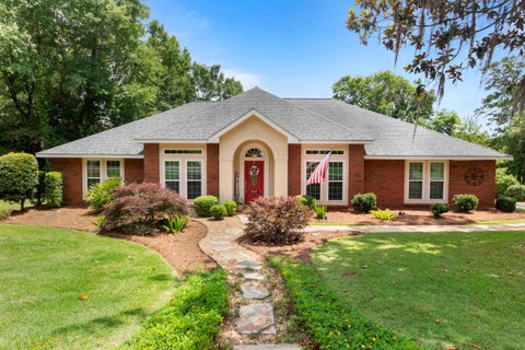 Photo of 3448 GARDENVIEW Way, Tallahassee, FL 32309 (MLS # 400766)