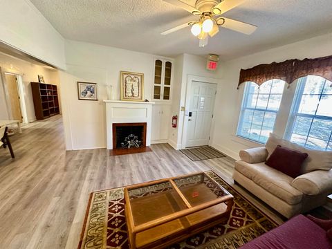 Tiny photo for 501 E College Avenue, Tallahassee, FL 32301 (MLS # 395636)