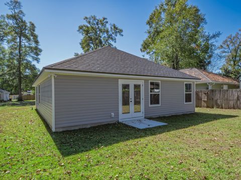 Tiny photo for 13 Ted Lott Lane, Crawfordville, FL 32327 (MLS # 396916)