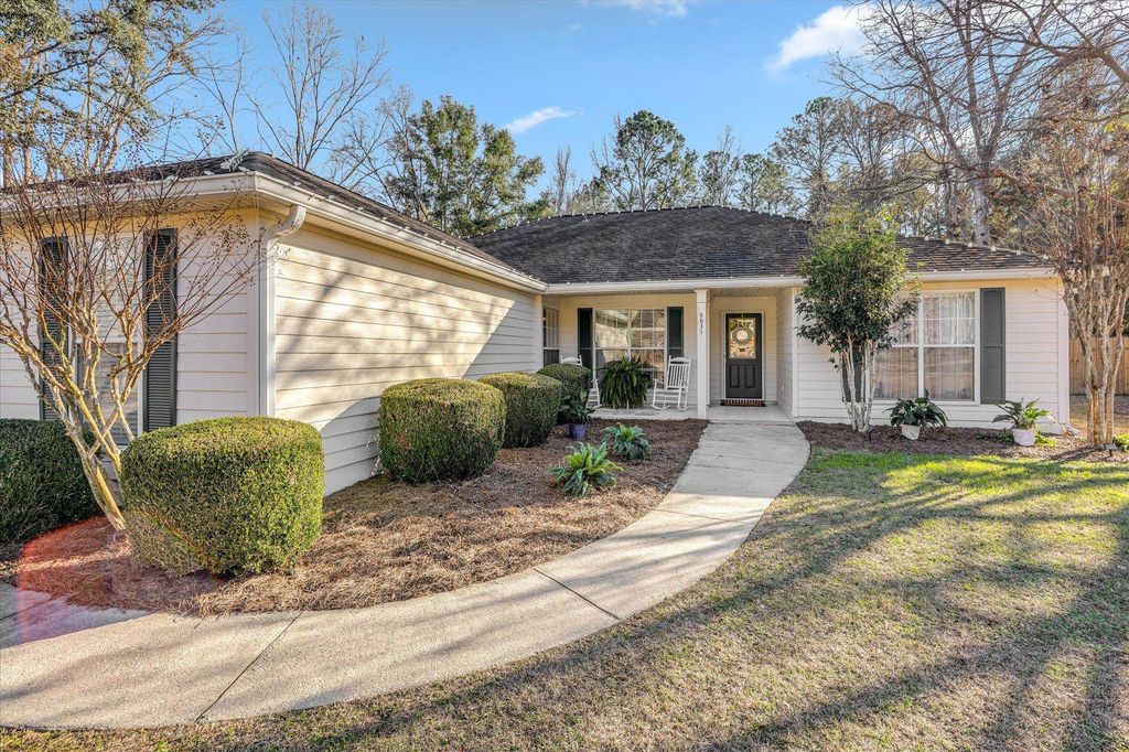Photo of 9031 Foxwood Drive, Tallahassee, FL 32309 (MLS # 395092)