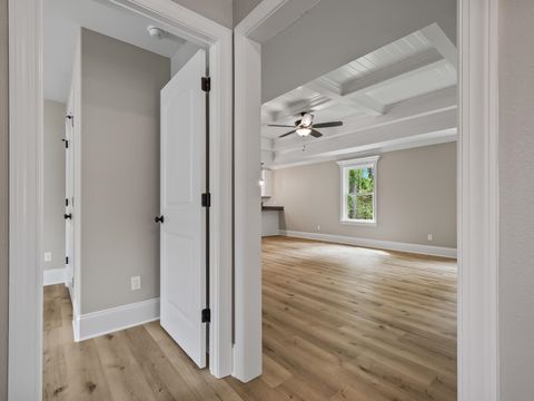 Tiny photo for 1661 DR MLK JR MEMORIAL Road, Crawfordville, FL 32327 (MLS # 394493)