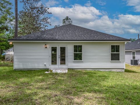 Tiny photo for 1661 DR MLK JR MEMORIAL Road, Crawfordville, FL 32327 (MLS # 394493)