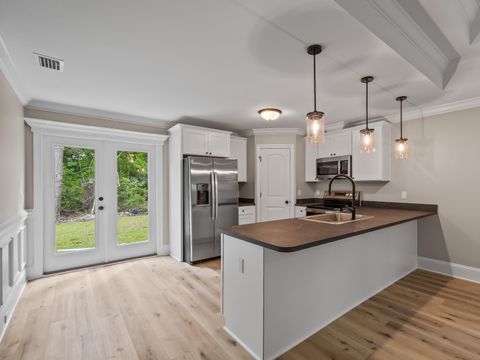 Tiny photo for 1661 DR MLK JR MEMORIAL Road, Crawfordville, FL 32327 (MLS # 394493)