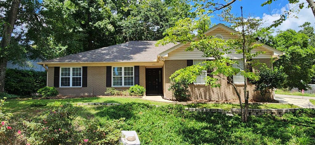 Photo of 598 Stone House Road, Tallahassee, FL 32301 (MLS # 389201)