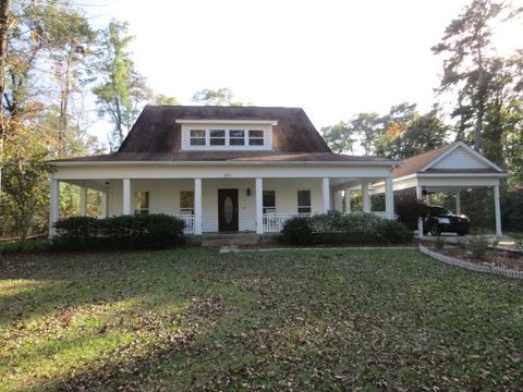 A home in Crawfordville