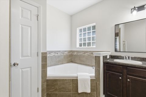 Tiny photo for 1351 Tuscaloosa Trace, Tallahassee, FL 32305 (MLS # 397901)