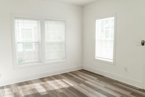 Tiny photo for 511 N MONROE STREET St, Tallahassee, FL 32301 (MLS # 393179)