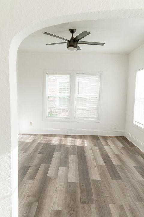 Tiny photo for 511 N MONROE STREET St, Tallahassee, FL 32301 (MLS # 393179)