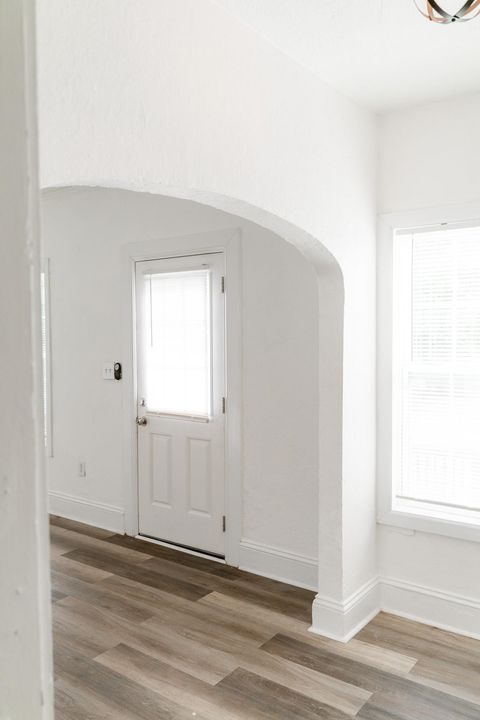 Tiny photo for 511 N MONROE STREET St, Tallahassee, FL 32301 (MLS # 393179)