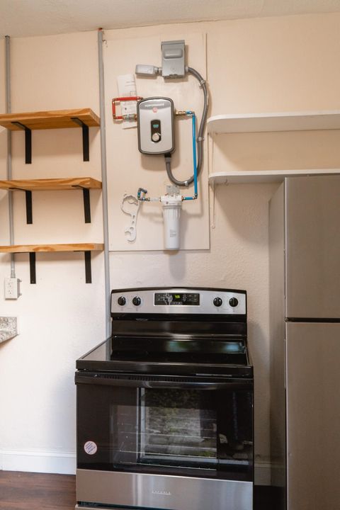 Tiny photo for 511 N MONROE STREET St, Tallahassee, FL 32301 (MLS # 393179)