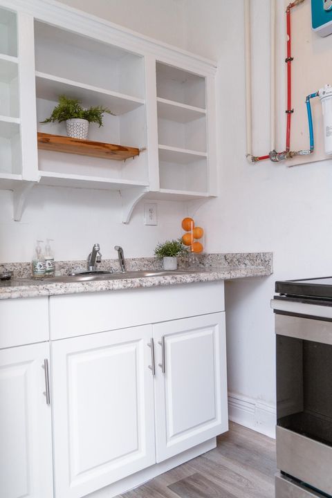 Tiny photo for 511 N MONROE STREET St, Tallahassee, FL 32301 (MLS # 393179)