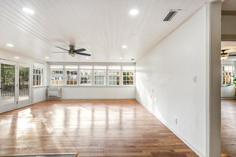 Tiny photo for 2014 GOLF TERRACE Dr, Tallahassee, FL 32301 (MLS # 398868)