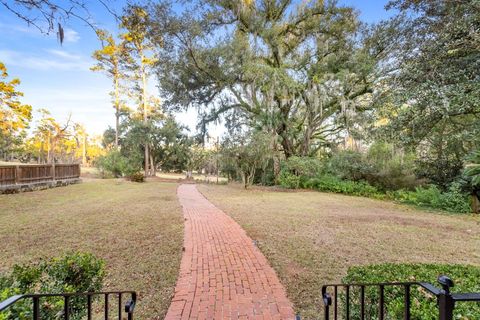 Tiny photo for 2014 GOLF TERRACE Dr, Tallahassee, FL 32301 (MLS # 398868)
