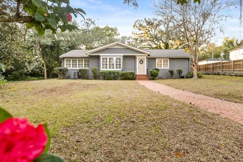 Tiny photo for 2014 GOLF TERRACE Dr, Tallahassee, FL 32301 (MLS # 398868)