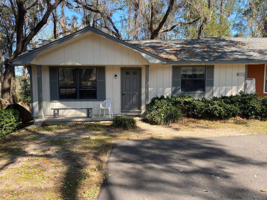 Photo of 1543 COOMBS Drive #2, Tallahassee, FL 32308 (MLS # 399970)