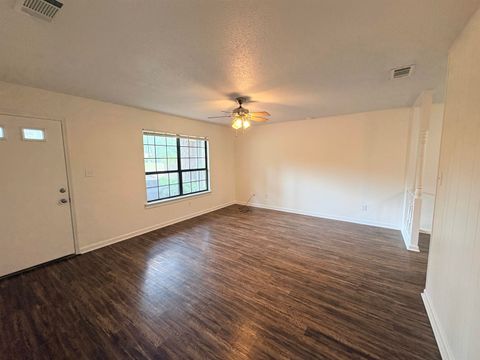 Tiny photo for 1543 COOMBS Drive #2, Tallahassee, FL 32308 (MLS # 399970)