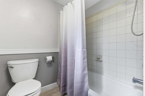 Tiny photo for 1996 Lake Point Lane, Tallahassee, FL 32310 (MLS # 394116)