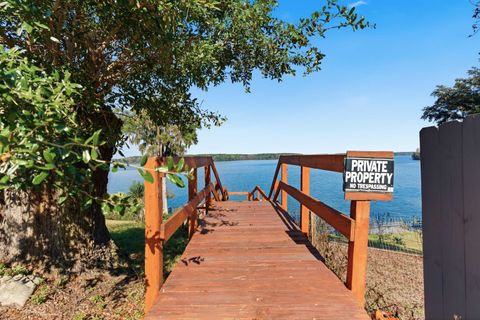 Tiny photo for 1996 Lake Point Lane, Tallahassee, FL 32310 (MLS # 394116)