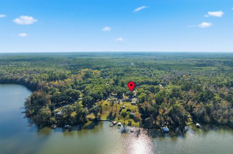 Tiny photo for 1996 Lake Point Lane, Tallahassee, FL 32310 (MLS # 394116)